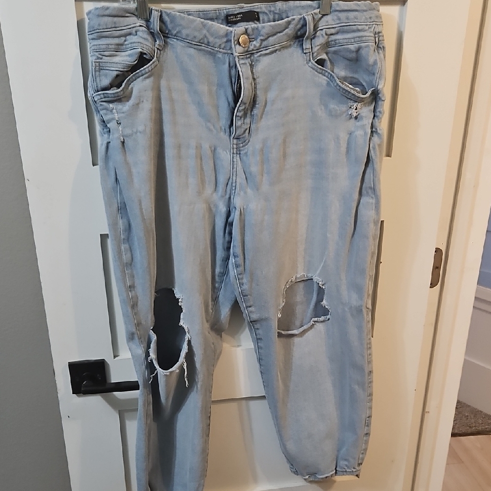 Simply Vera Vera Wang Light Blue Boyfriend Jeans